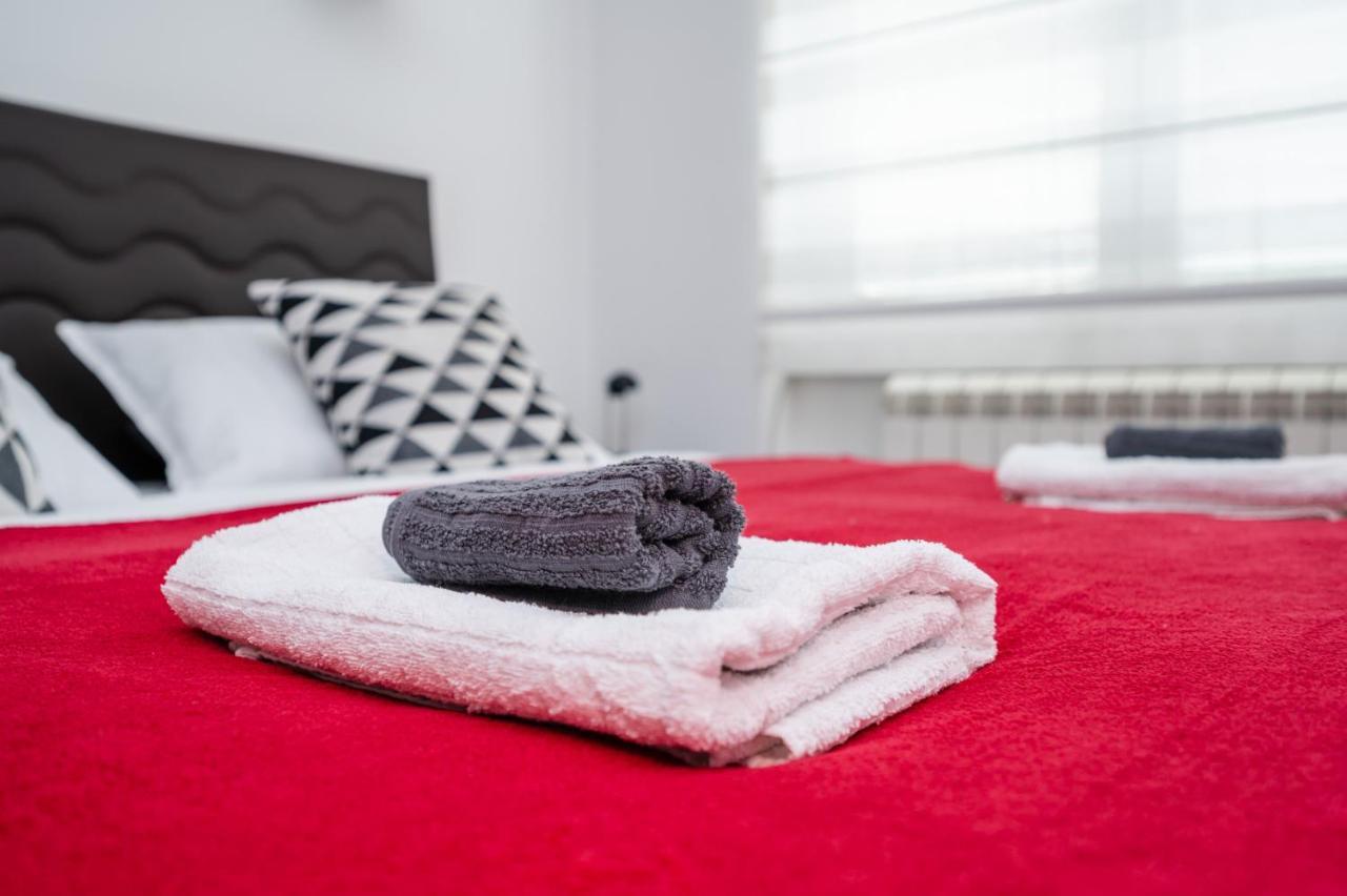Bright 1Bdr Apartment In The City Center SJJ Exterior foto